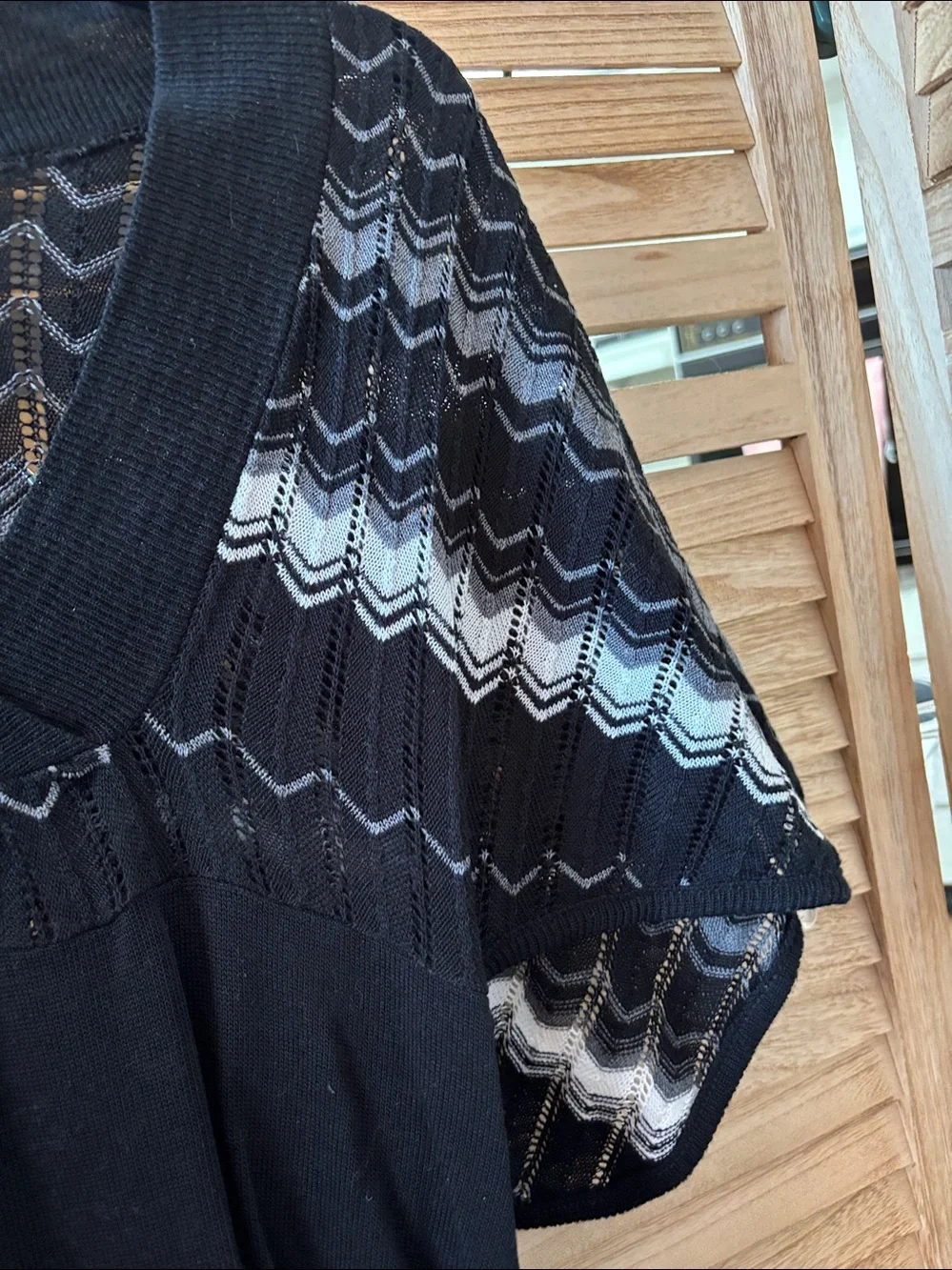Absolutely Black Knit V-Neck Sweater with Chevron Yoke And Batwing Sleeves XL